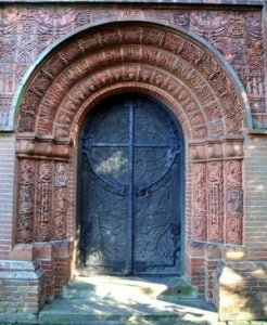 watts chapel doors